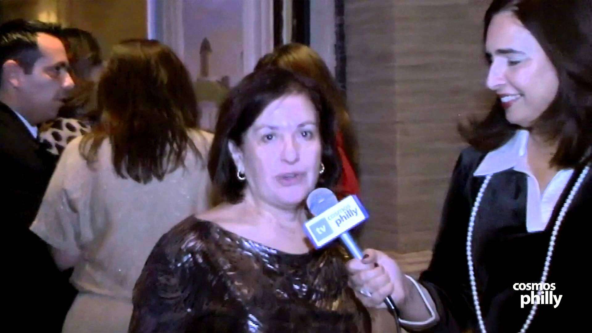 Hellenic University Club Hosts Annual Christmas Party