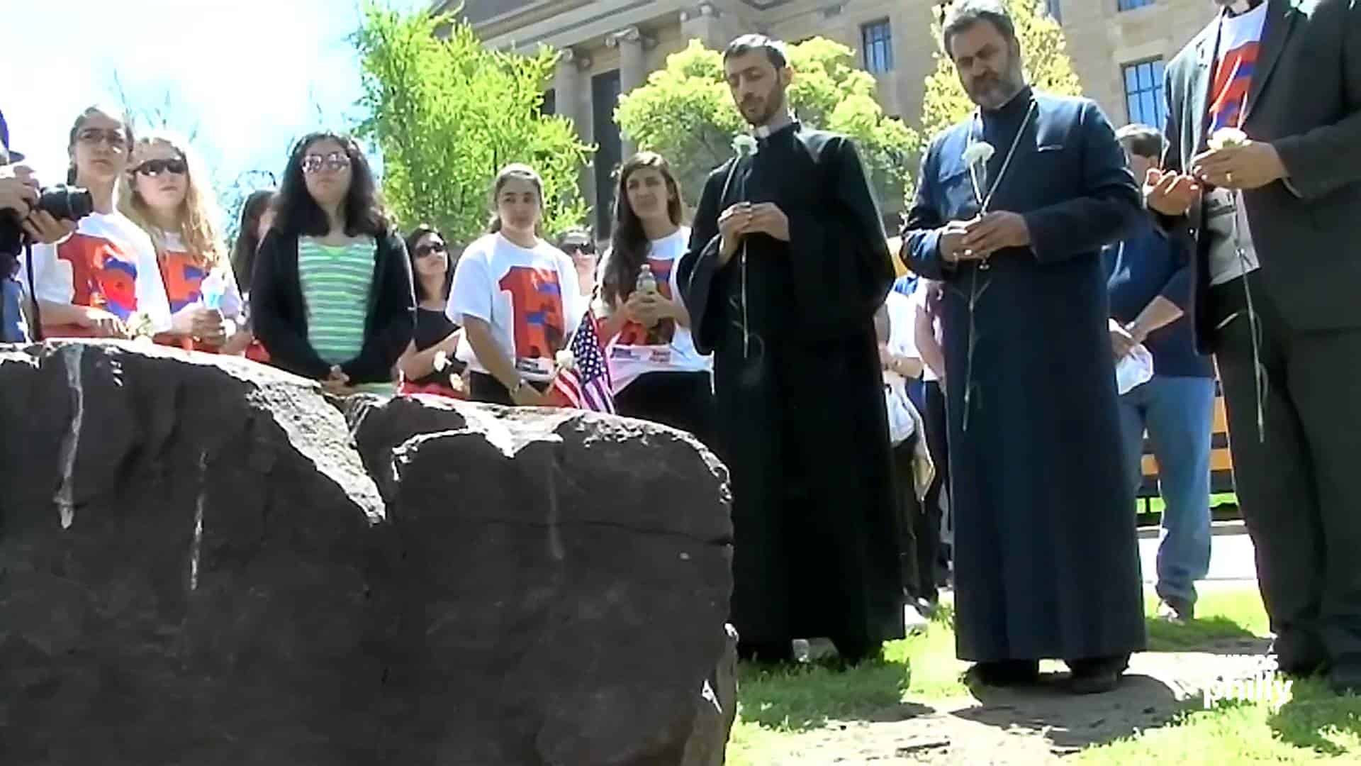 Pontian Greeks Join Hands With Armenian Community And Remember The “Forgotten Genocide”