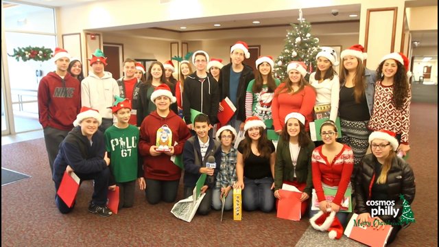 Red Hats And Jingling Bells, St. Thomas GOYA Rings In The Season