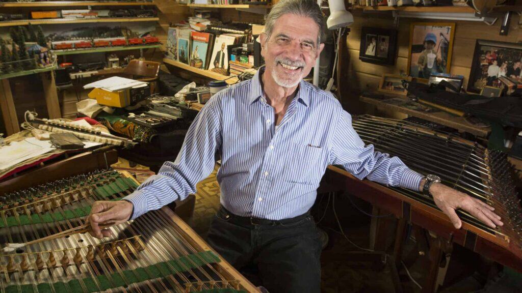 Sounds Of The Motherland, Yiannis Roussos Plays The Santouri