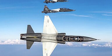 Greek Fighter Pilot Receives Prestigious Award