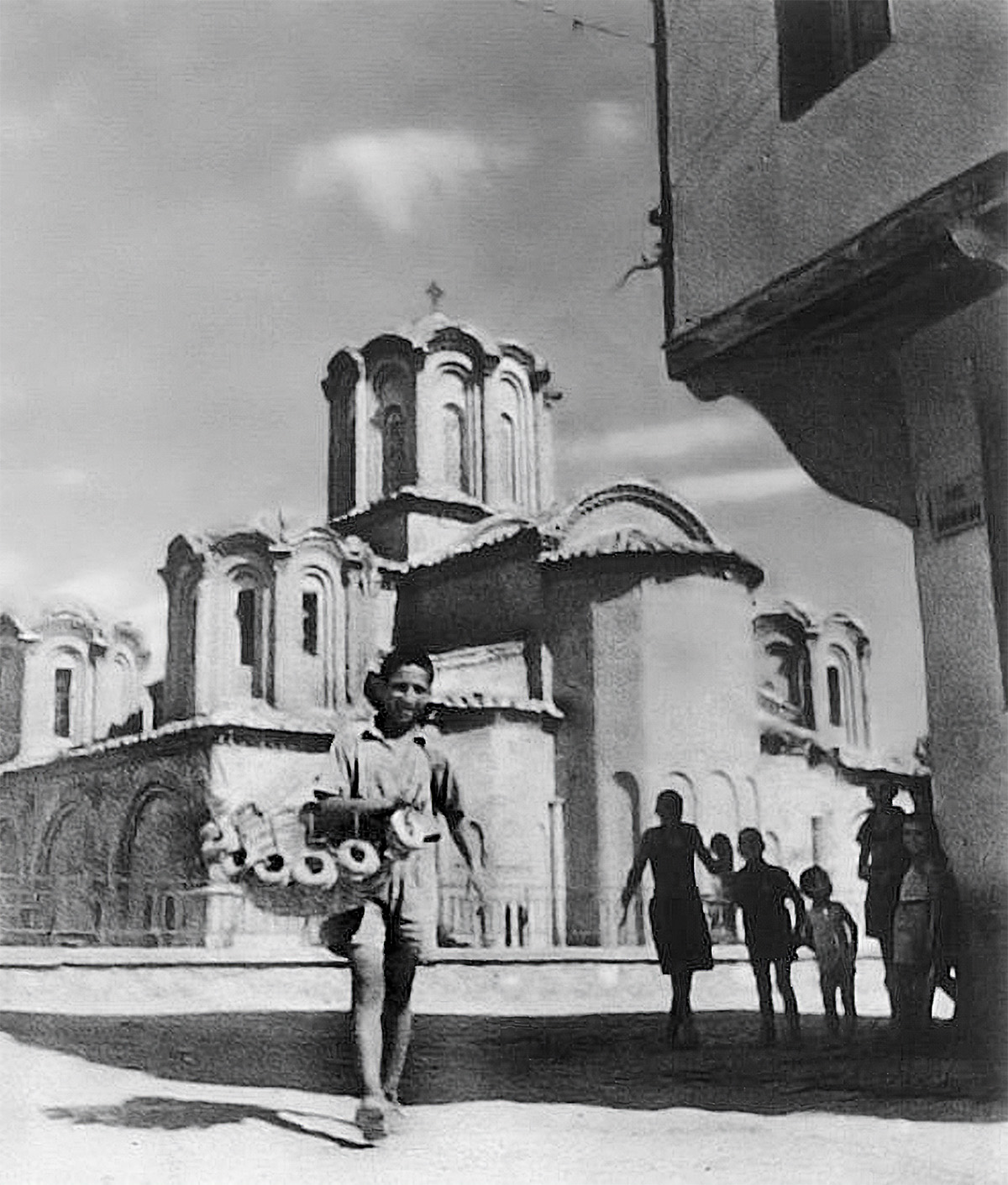 Young Koulouri vendor