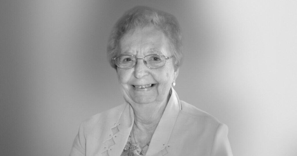 Molly Kramer Obituary