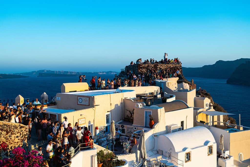 Paradise at the Breaking Point: When Greece’s Tourism Boom Becomes Its Undoing