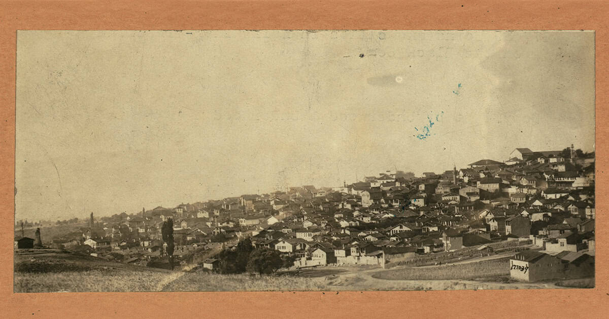 Panoramic view of Trebizond (Trabzon) on the Black Sea around 1915, photographed shortly before the Russian occupation of 1916–1918.