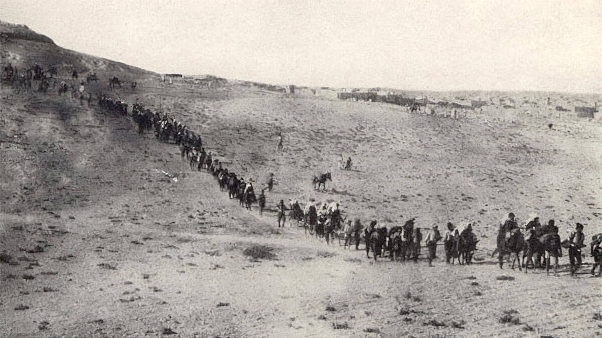 A caravan of Christian refugees from Kharput traveling toward Trebizond in 1922.