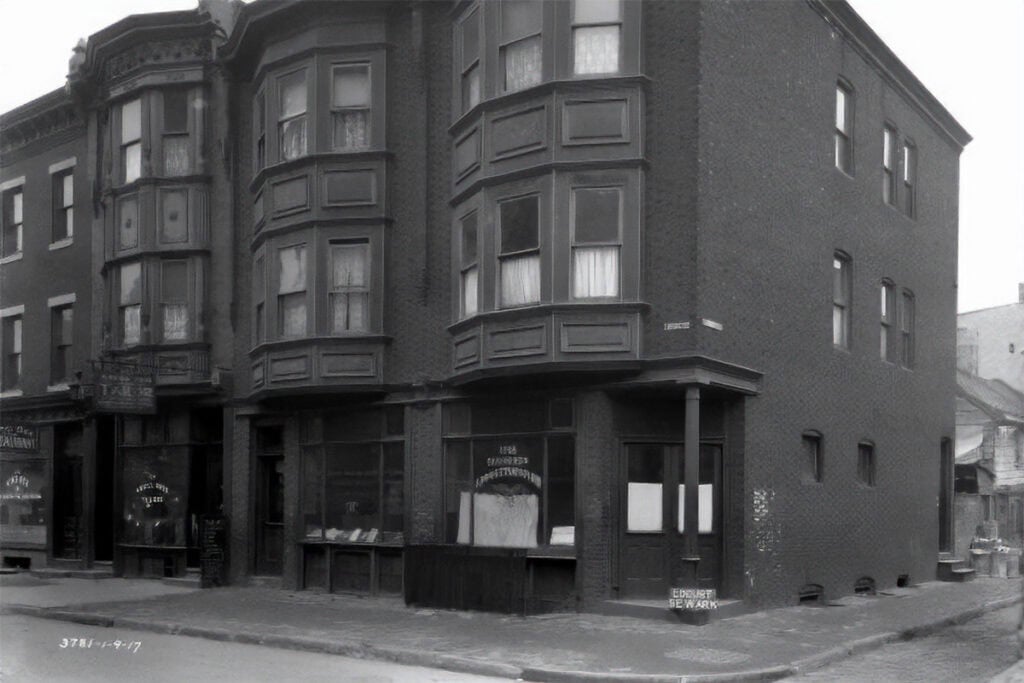 Philadelphia’s Lost Greek Coffeehouse at 1018 Locust Street