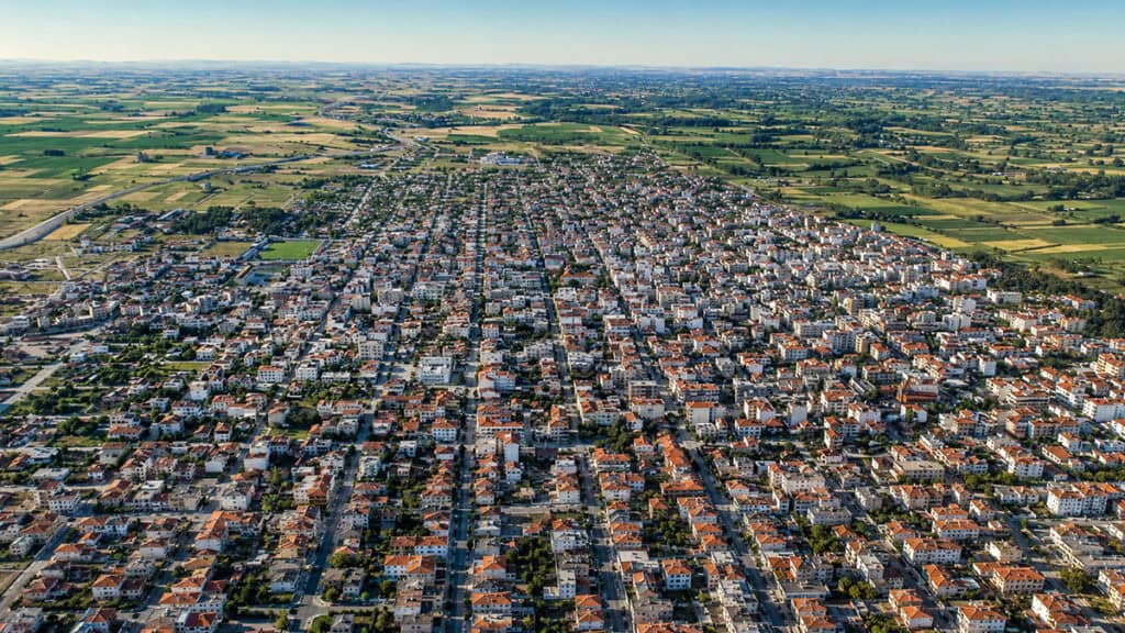 Greece’s Relocation Incentives: Who Qualifies and What They Really Offer